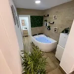 Estudio Bf Jacuzzi Jerez *