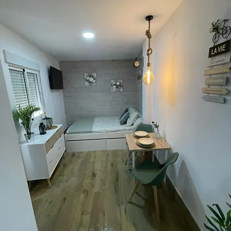 Estudio Bf Jacuzzi Jerez Apartament *