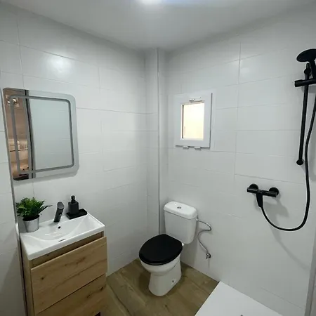 Estudio Bf Jacuzzi Jerez דירה חרז