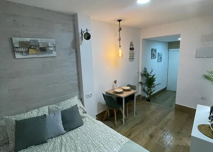 Estudio Bf Jacuzzi Jerez Χέρεζ